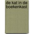 De kat in de boekenkast